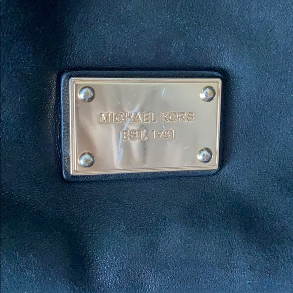 Michael Kors Purse - Picture 7 of 9